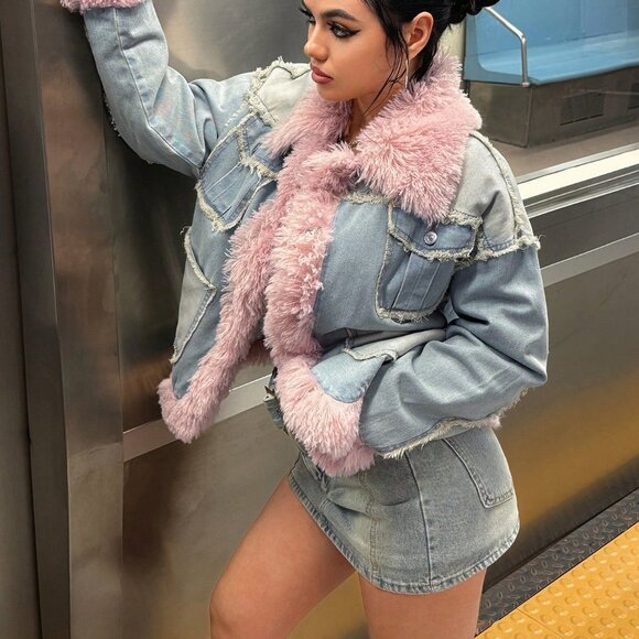 Blue Casual Women's faux fur Pocket detaile Long Sleeve Denim Jacket - Picture 2 of 8